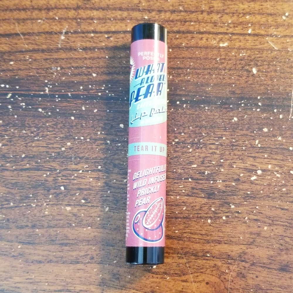 What a lovely pear! Lip balm